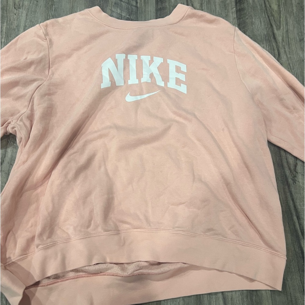 Women’s Nike Peach Crewneck